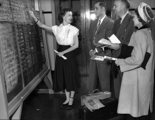 Illustration for article titled Photos of daily life in the US government's secret atomic city